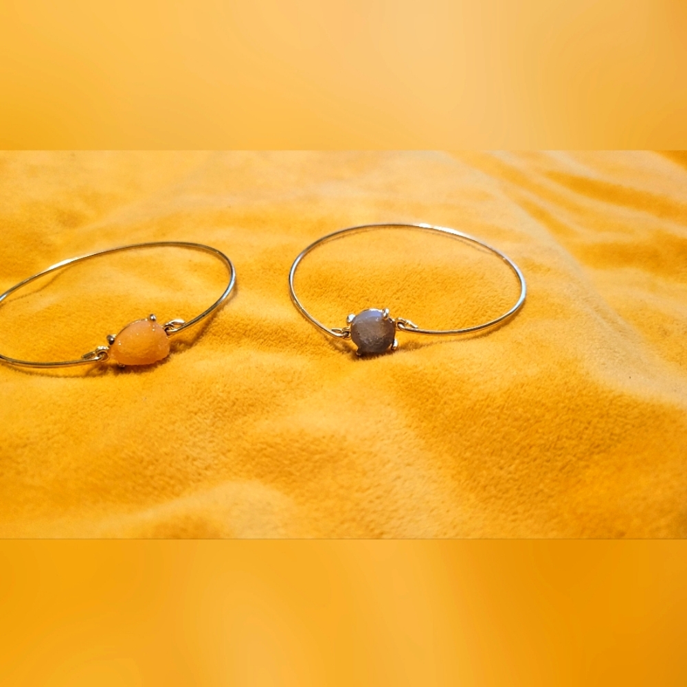 Set of two Dusty quartz bracelets peach and gray